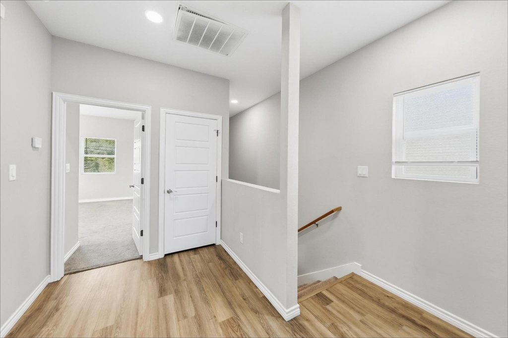 1309 Arizona Avenue - Photo 21