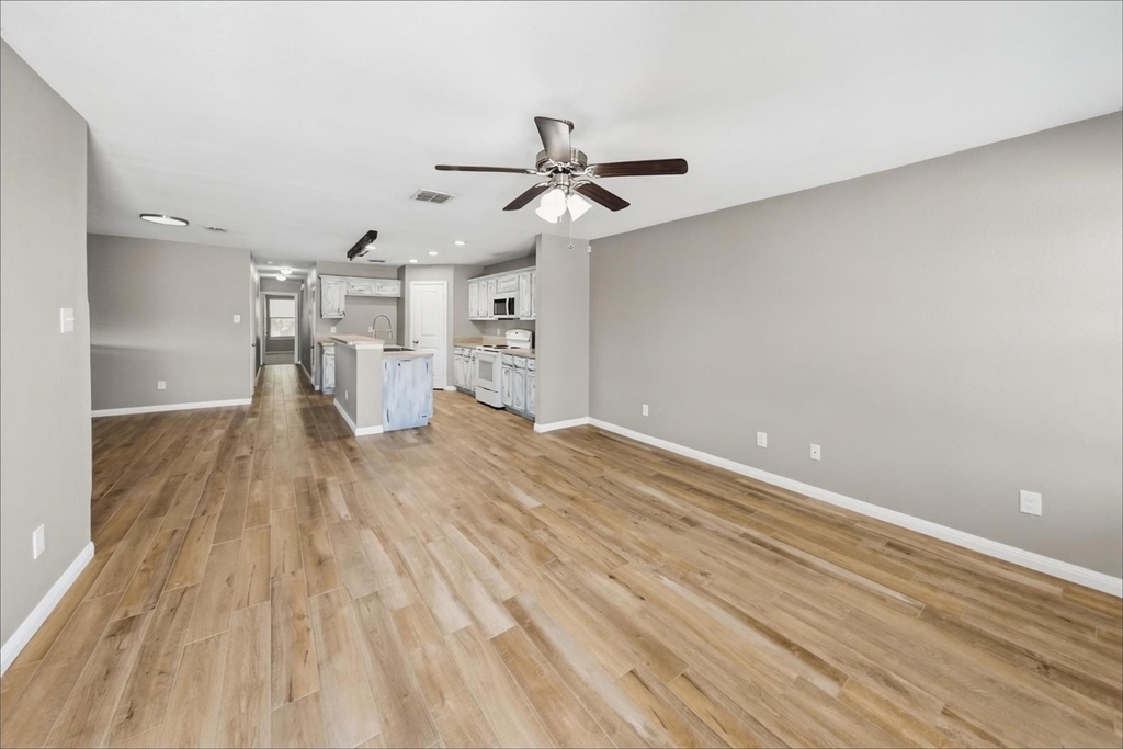733 River Hill Lane - Photo 2