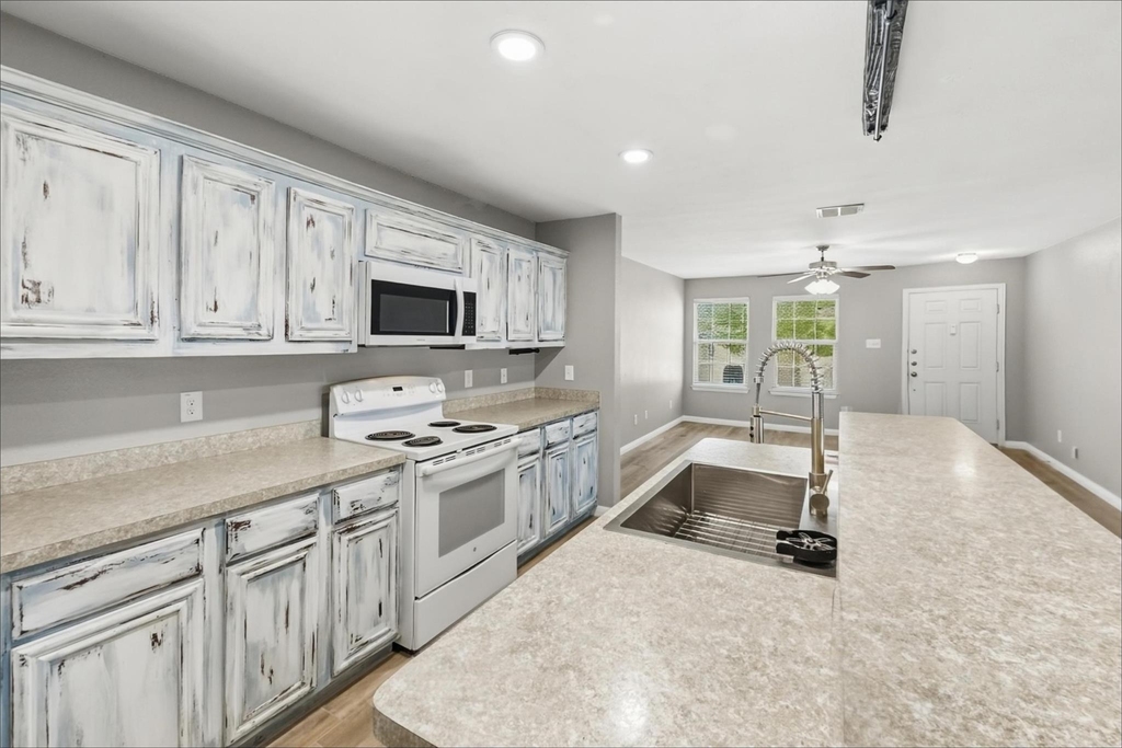 733 River Hill Lane - Photo 4