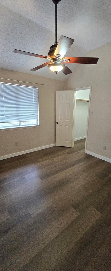 6941 Hickory Creek - Photo 27