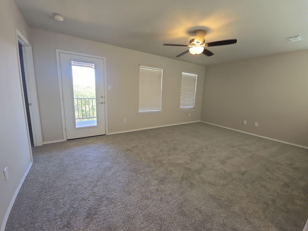 7601 Boat Wind Road - Photo 7