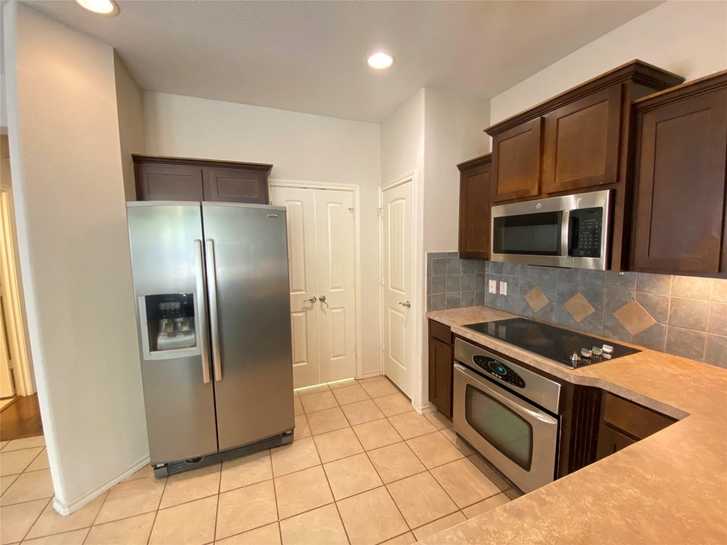 8307 Timberbrook Lane - Photo 8