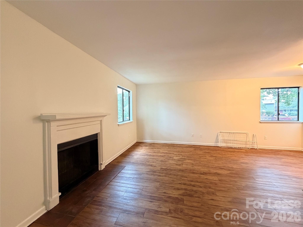 3147 Heathstead Place - Photo 3