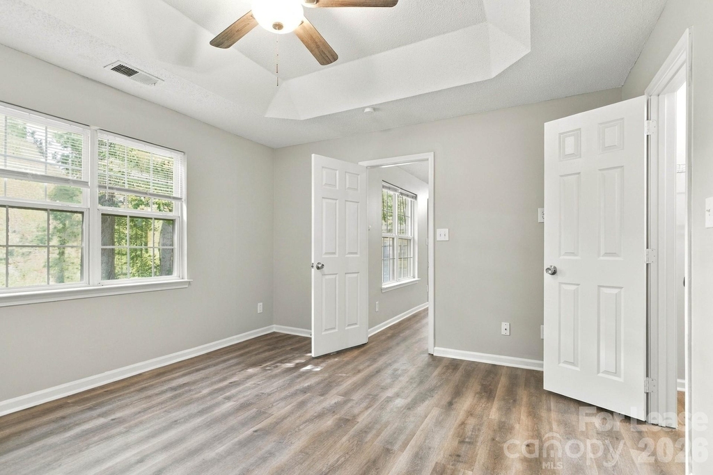2639 Daffodil Drive - Photo 9