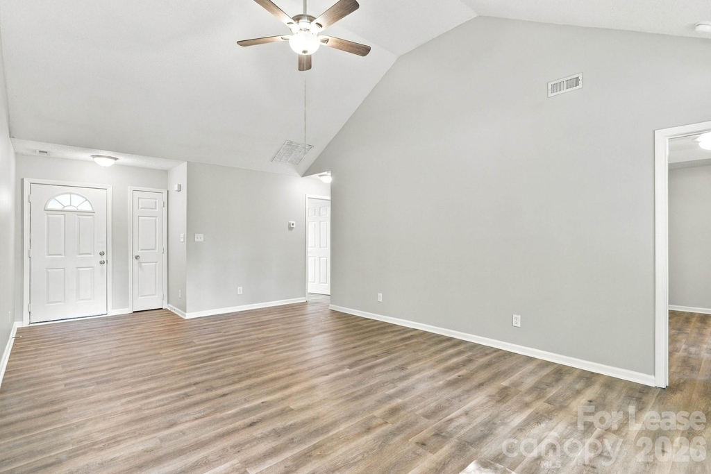2639 Daffodil Drive - Photo 6