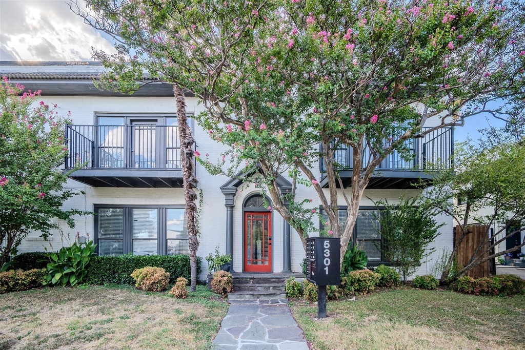5305 Reiger Avenue - Photo 0