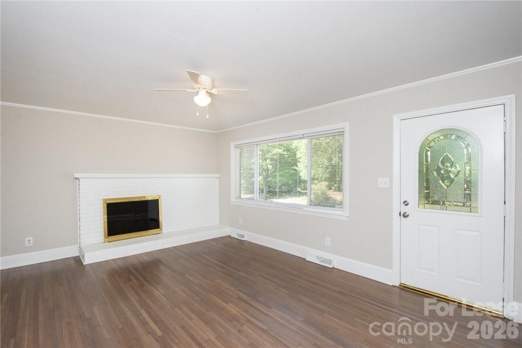 2517 Heywood Avenue - Photo 1