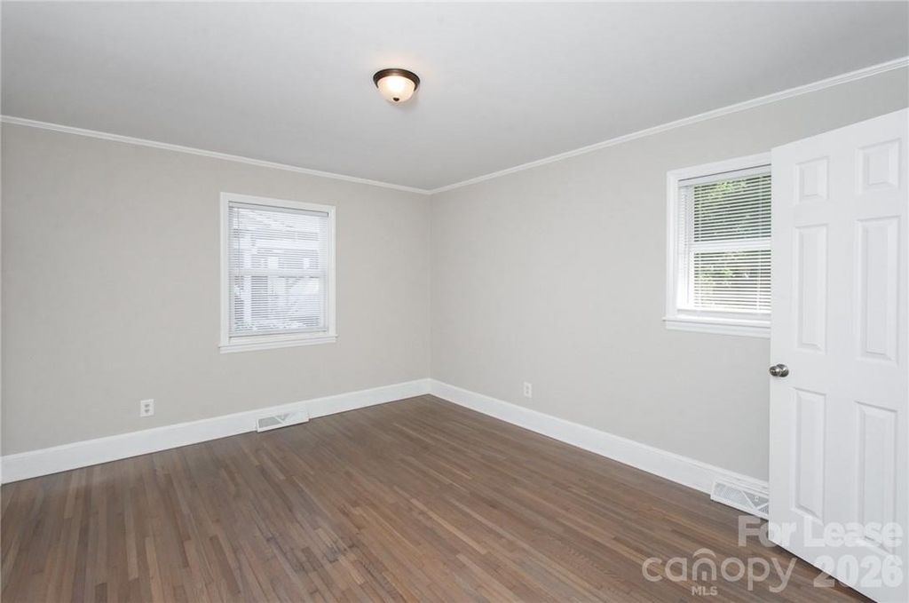 2517 Heywood Avenue - Photo 12