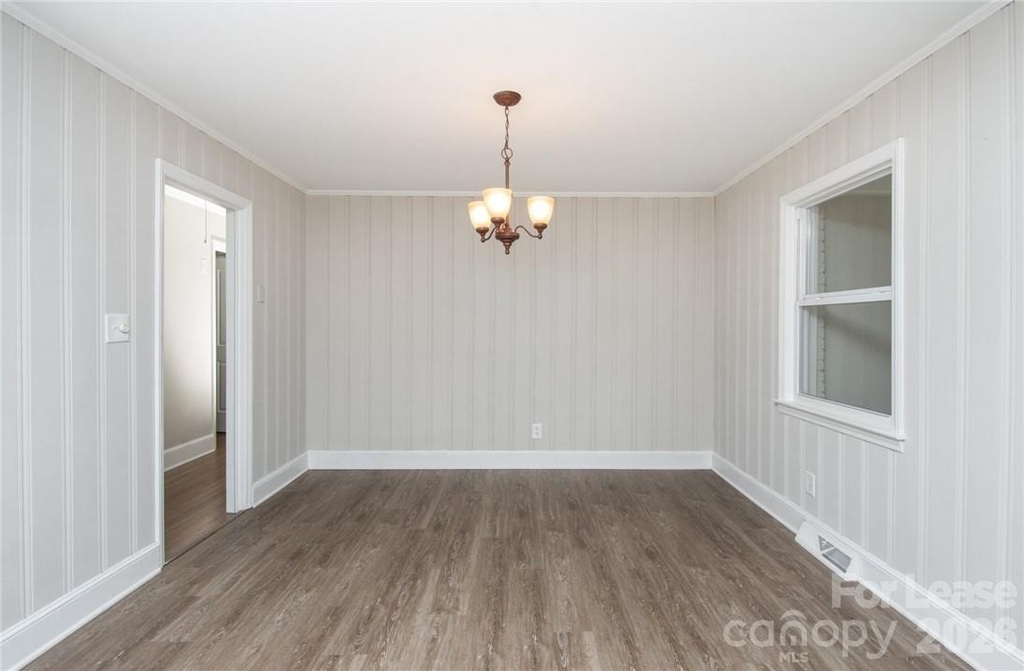 2517 Heywood Avenue - Photo 8