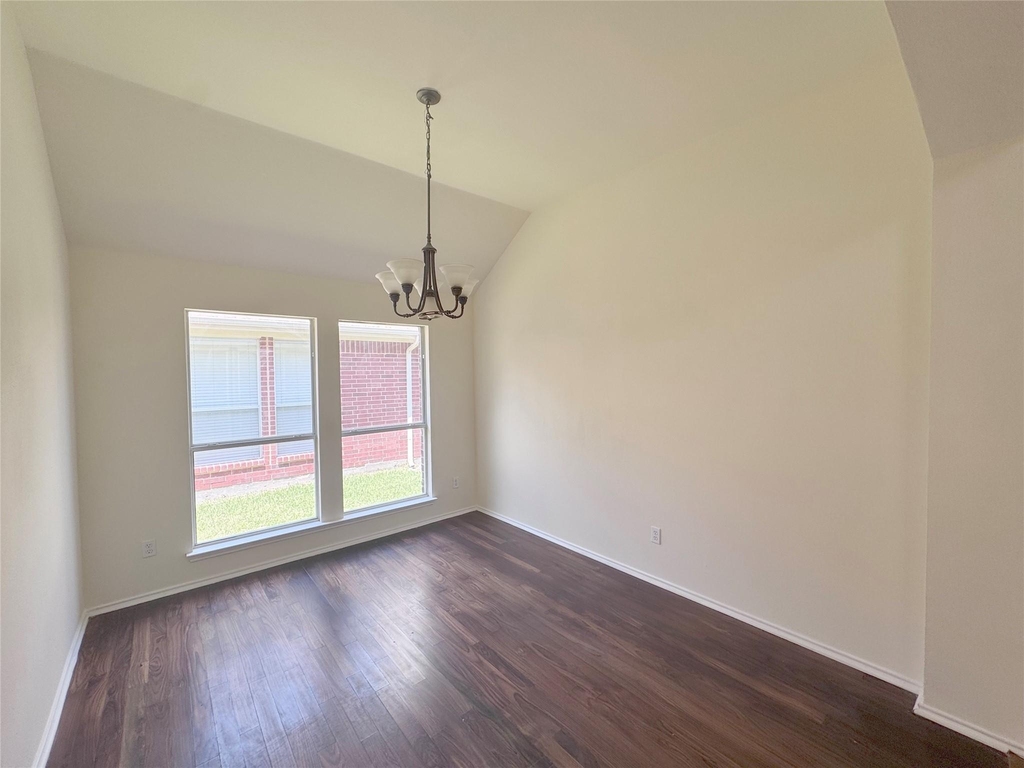 6734 Richmond Drive - Photo 15