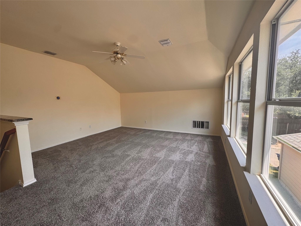6734 Richmond Drive - Photo 7
