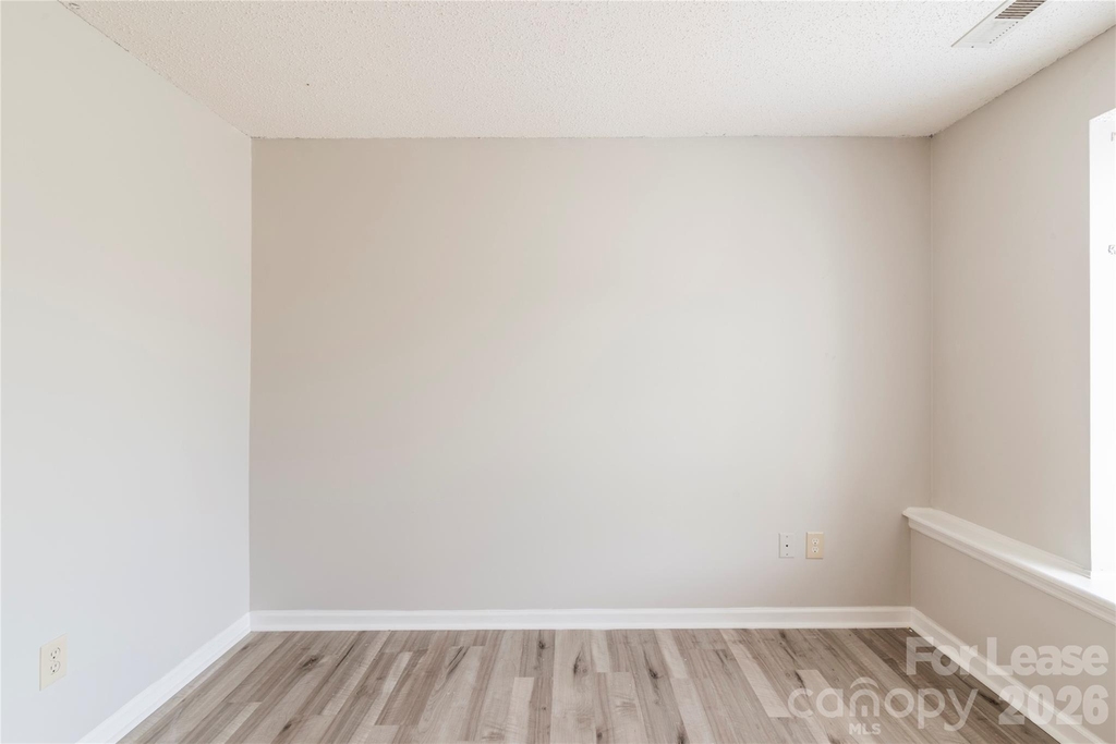 1624 Arlyn Circle - Photo 20