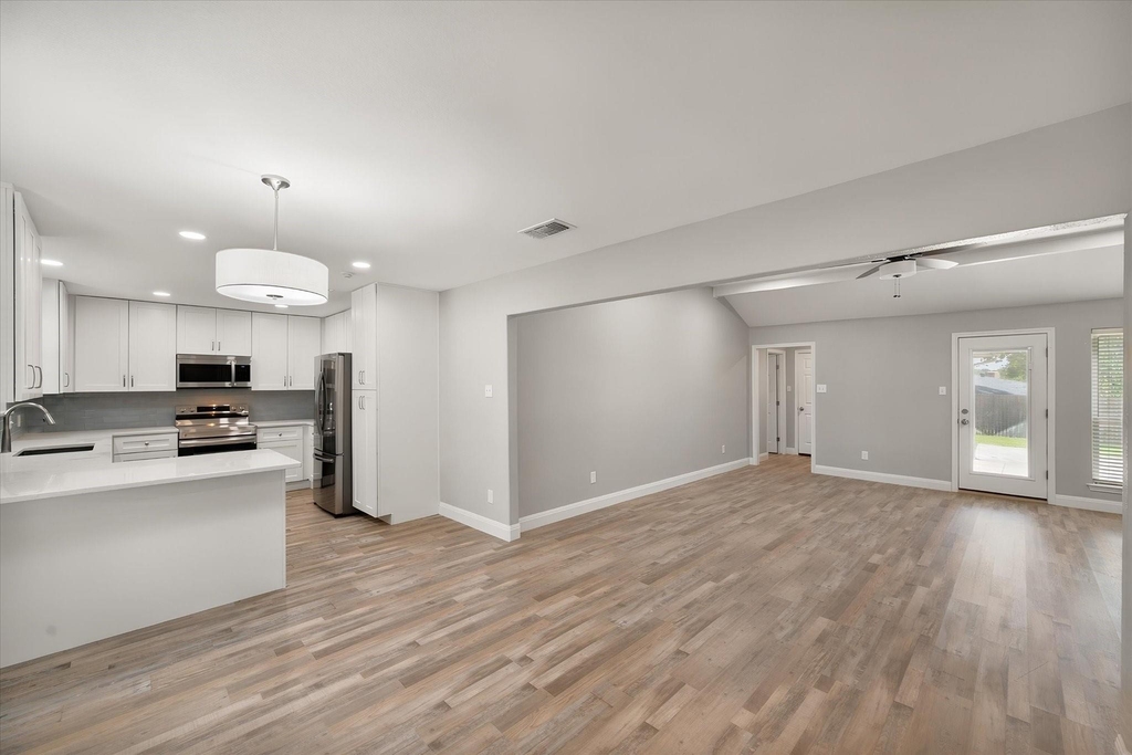 3204 Brown Trail - Photo 5