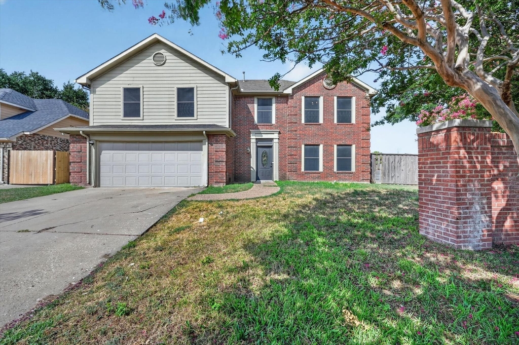 4301 Hudson Avenue - Photo 1