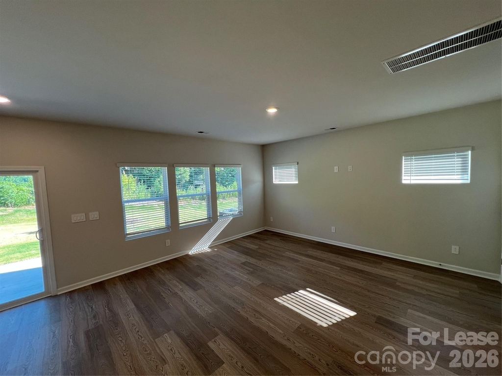 149 Bird Dog Drive - Photo 8
