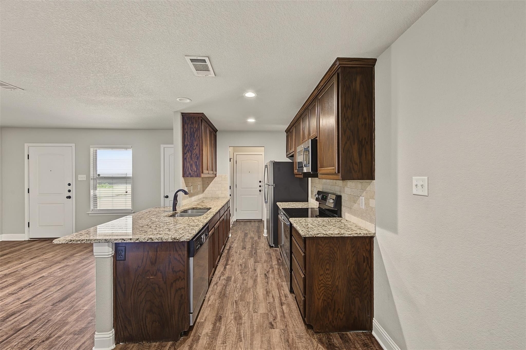 3216 Cherry Lane - Photo 7