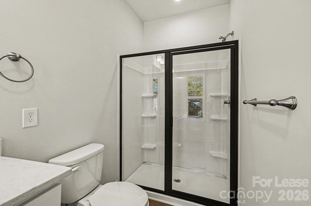 562 W Wilson Avenue - Photo 42