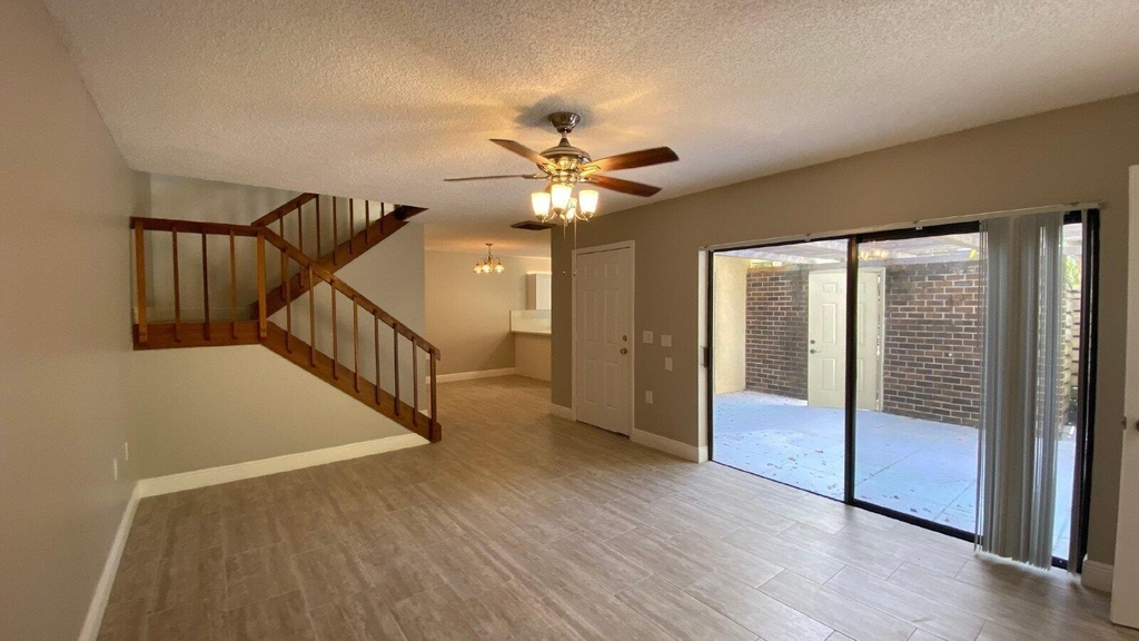 1522 15th Terrace - Photo 4