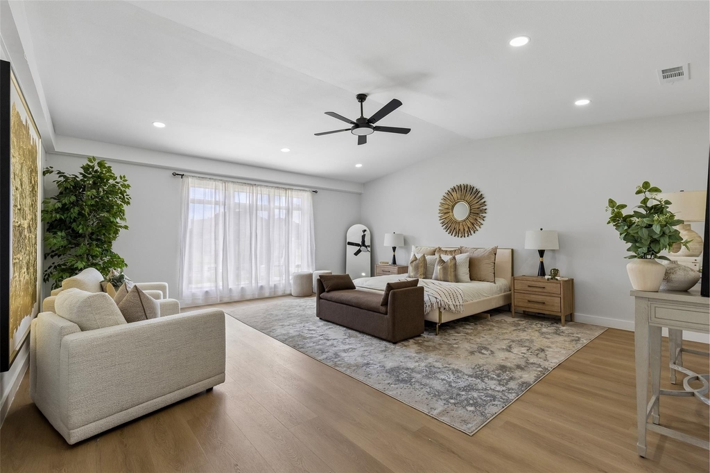 810 Premier Parkway - Photo 8
