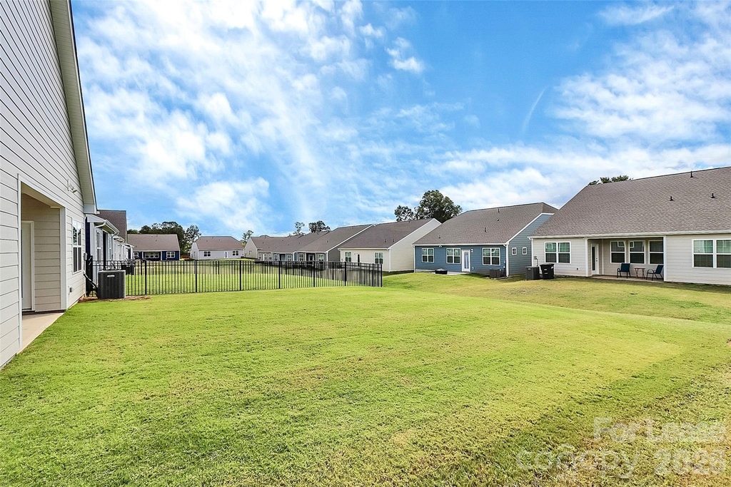 148 Pampas Place - Photo 26