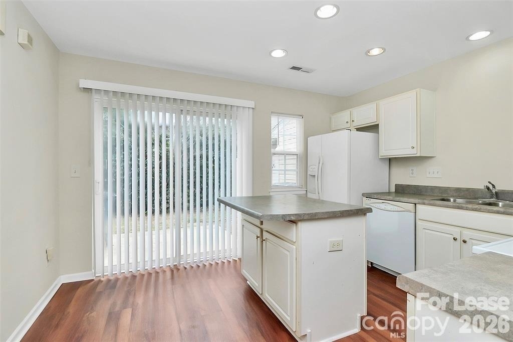 411 Caddy Street - Photo 6