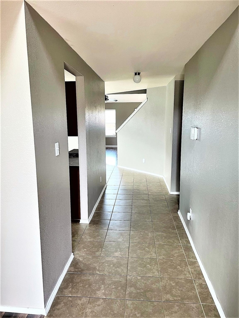 208 Dye Drive - Photo 1