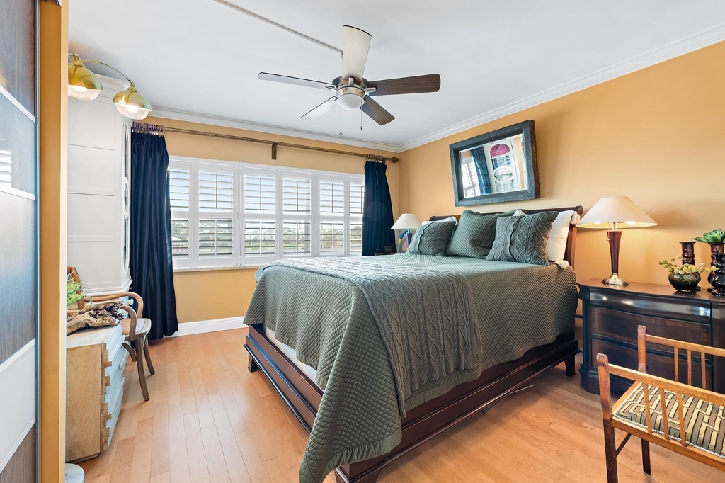 155 Yacht Club Drive - Photo 14