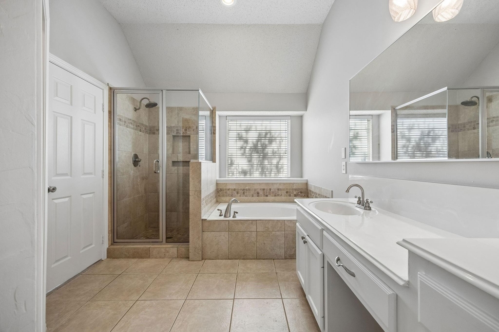 305 Fairfax Drive - Photo 13