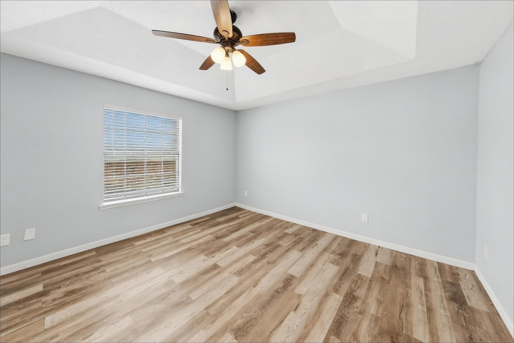 7806 Laver Court - Photo 9