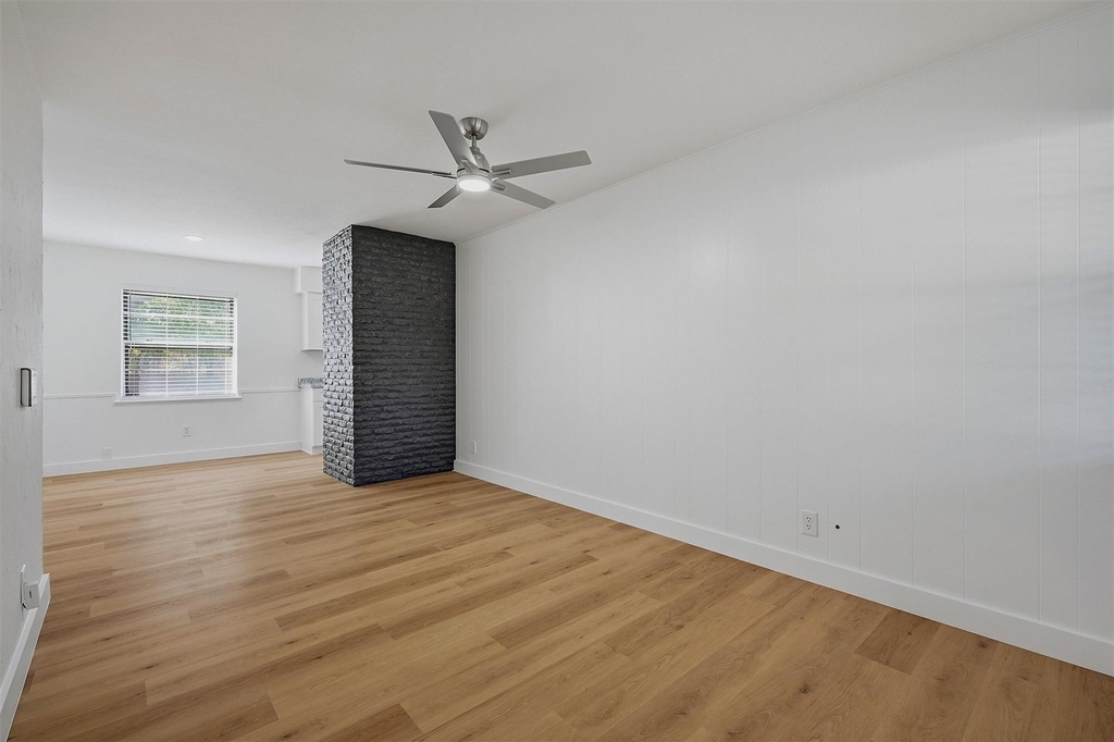 600 W Pelton Street - Photo 4