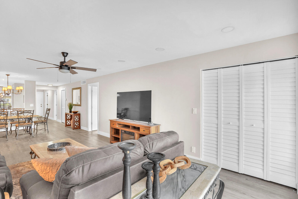 13719 Via Aurora Way - Photo 7