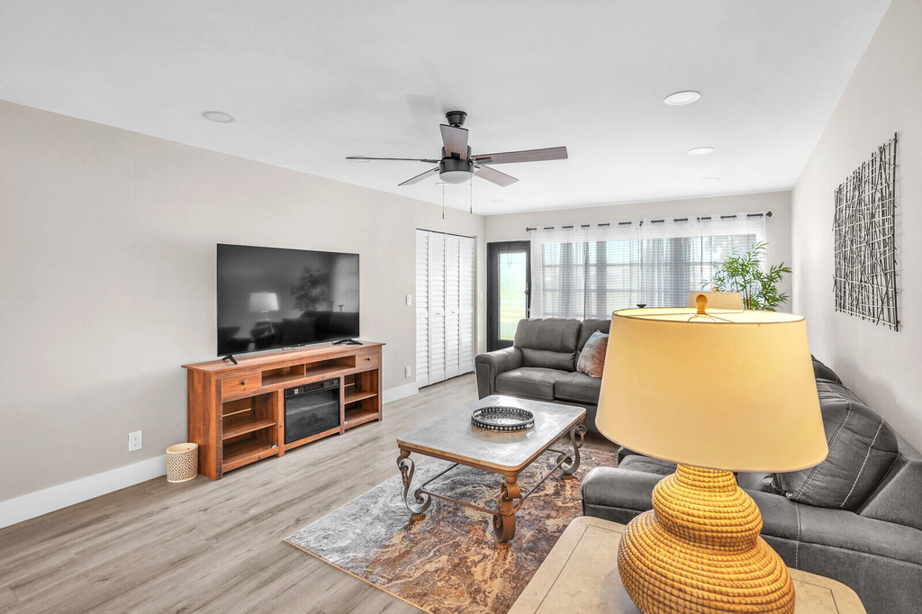 13719 Via Aurora Way - Photo 5