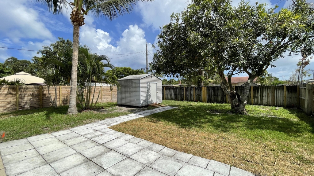 116 E Central Boulevard - Photo 3