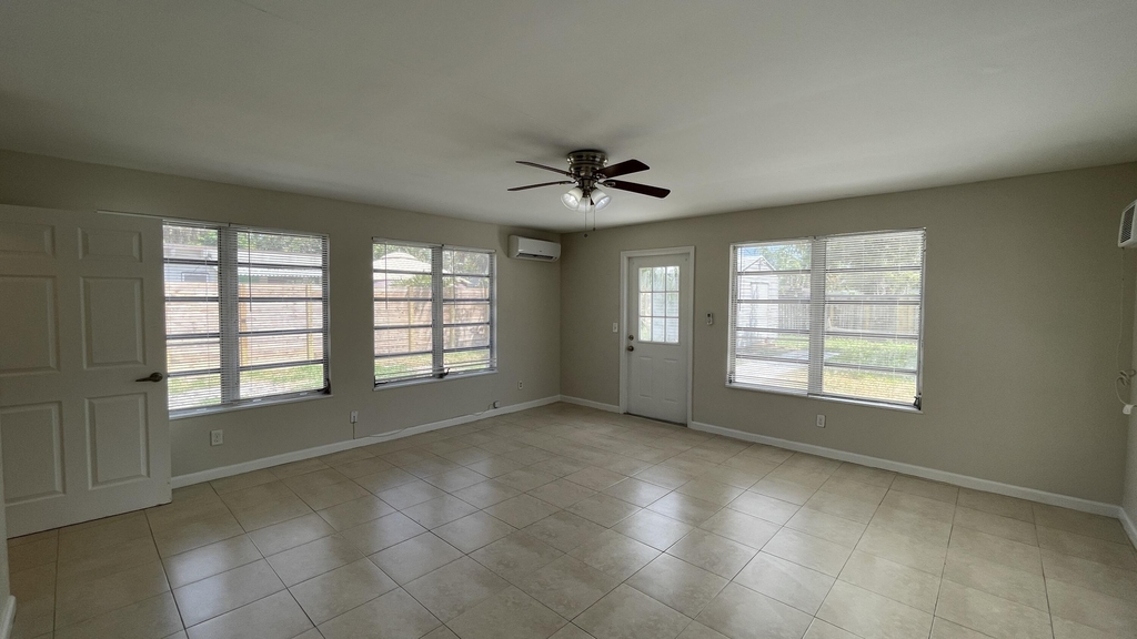 116 E Central Boulevard - Photo 16