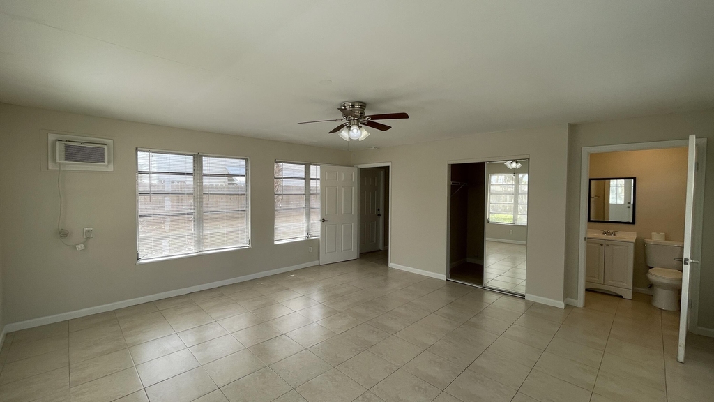 116 E Central Boulevard - Photo 17