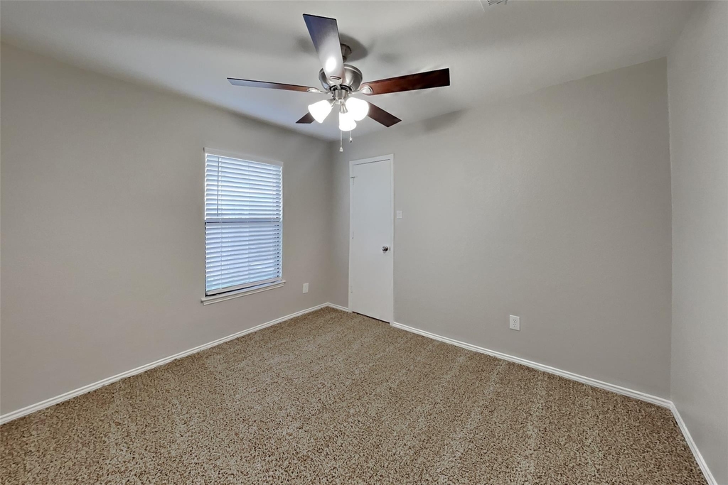 4112 Nandina Court - Photo 14