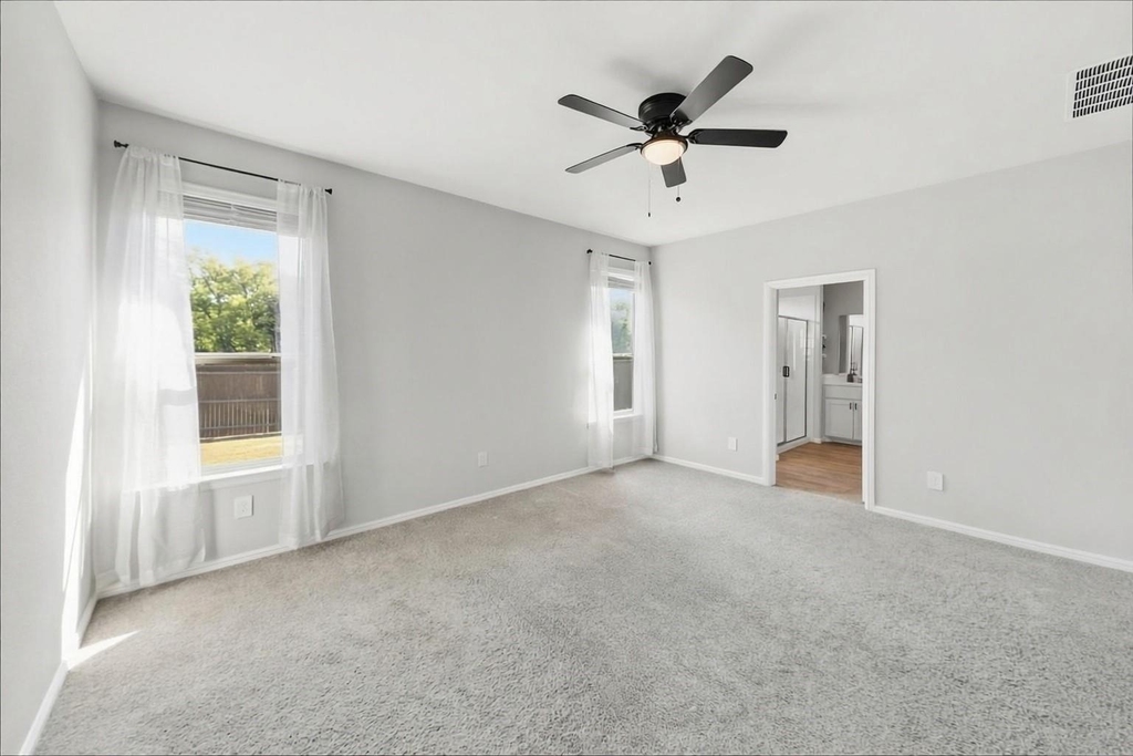 8420 Berry Crest Street - Photo 8