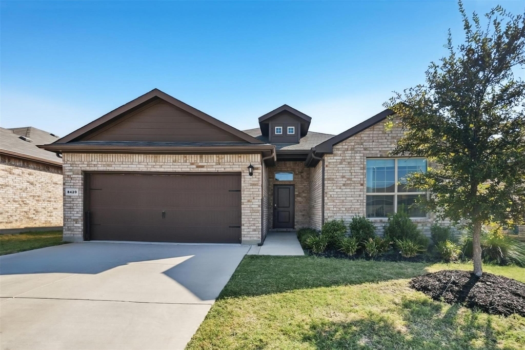 8420 Berry Crest Street - Photo 0