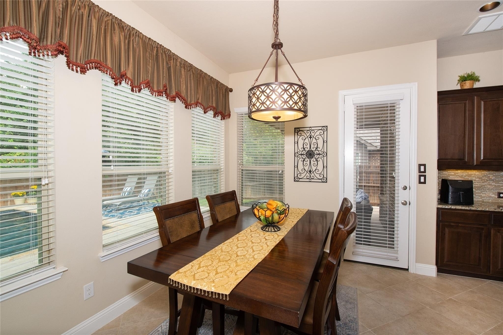 9844 Broiles Lane - Photo 10