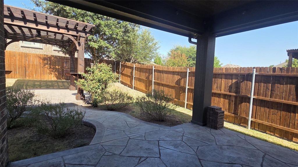 525 Bamborough Drive - Photo 24
