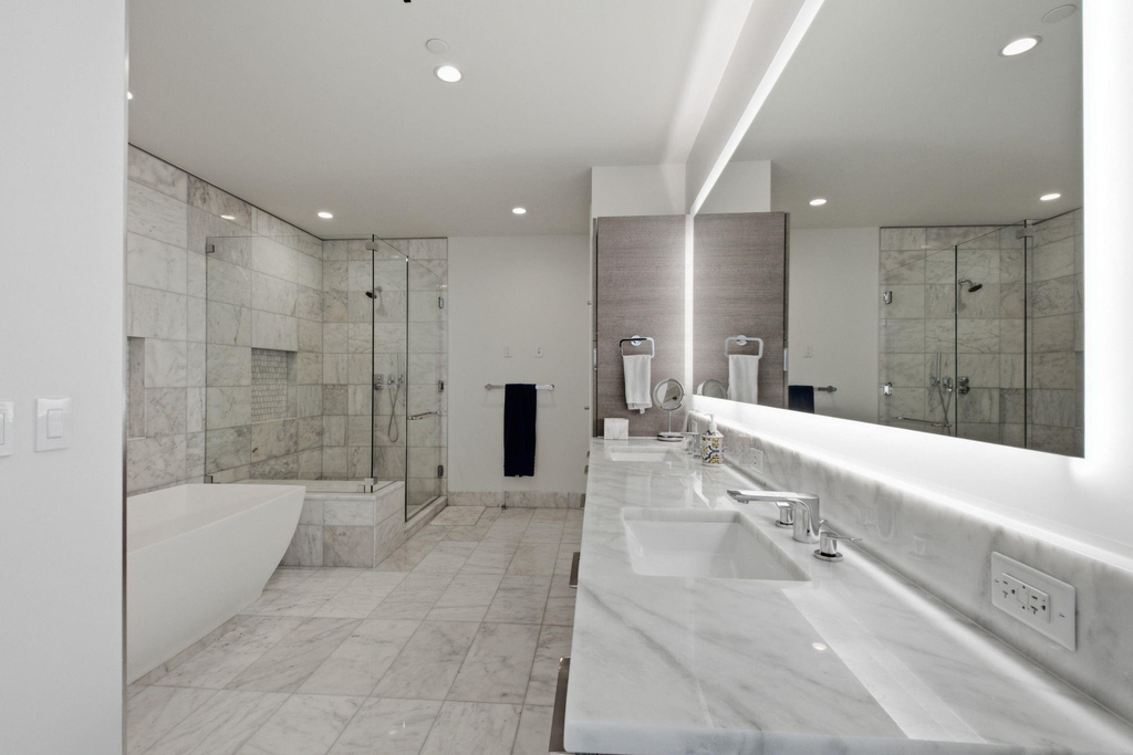7901 Windrose Avenue - Photo 15