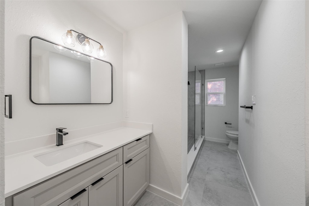 617 Dover Court - Photo 17