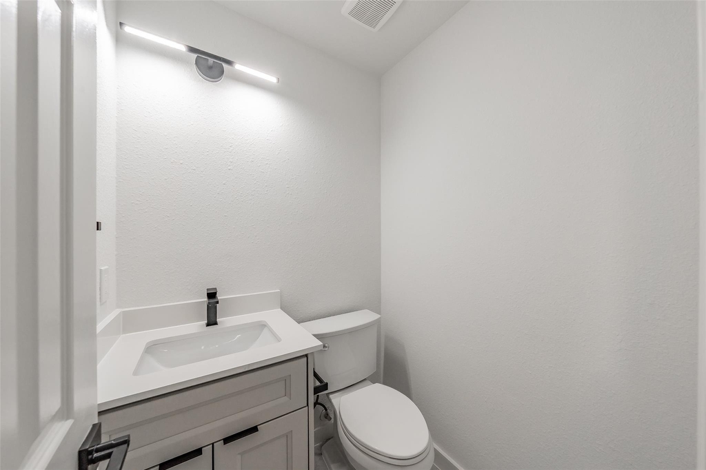 617 Dover Court - Photo 11