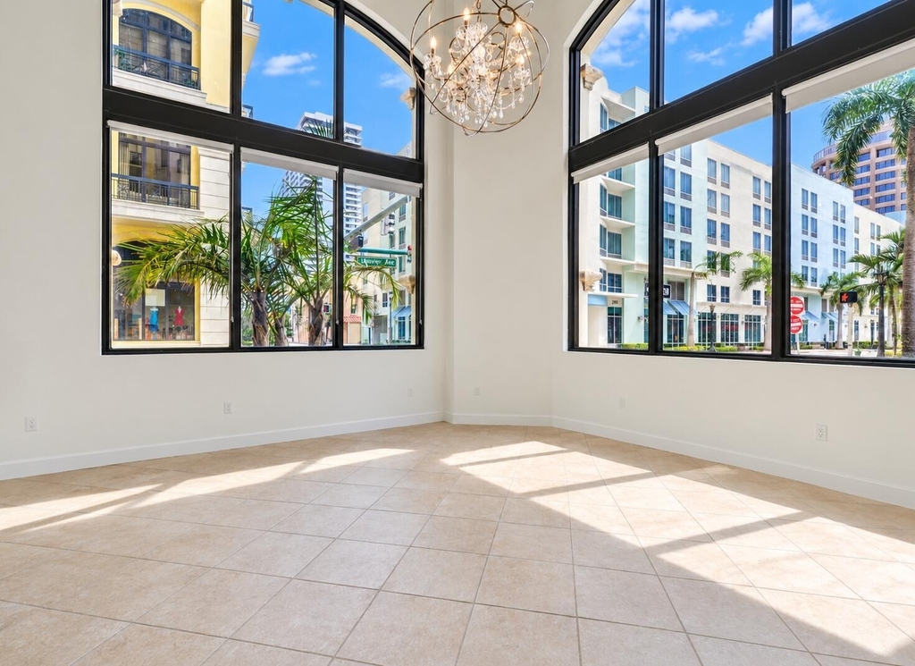 801 S Olive Avenue - Photo 0