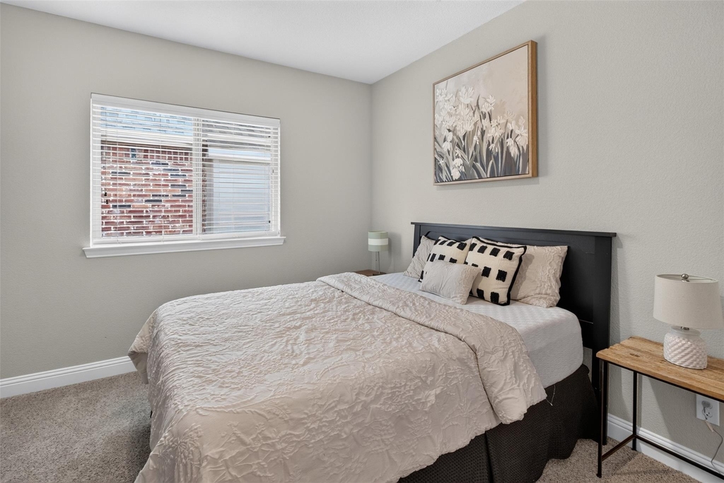 6820 Westbury Drive - Photo 22