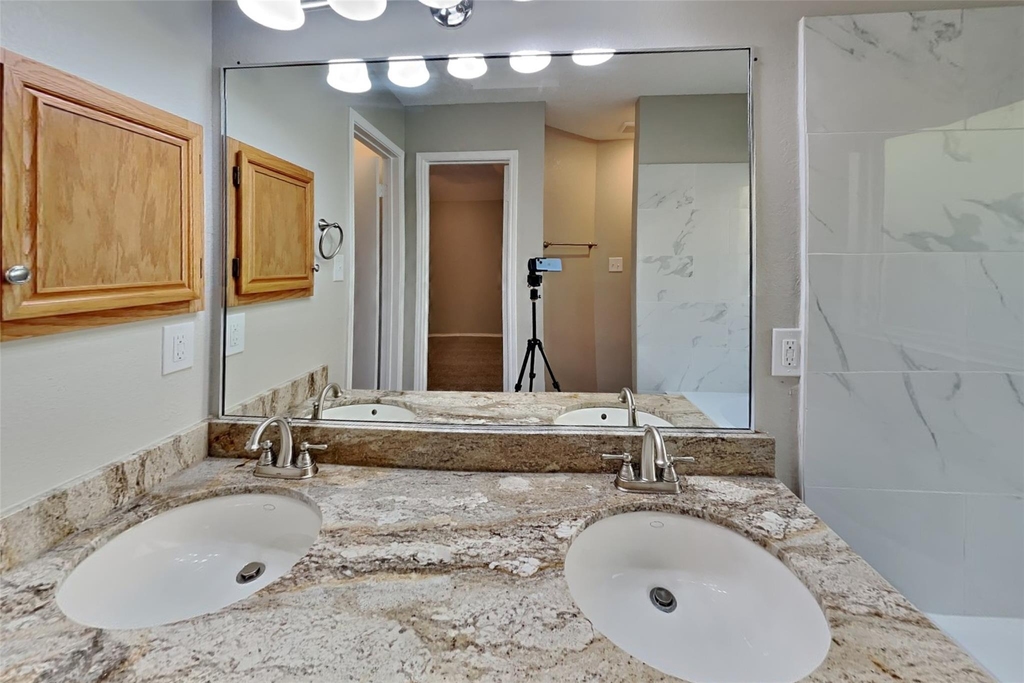 4820 Ashton Avenue - Photo 12