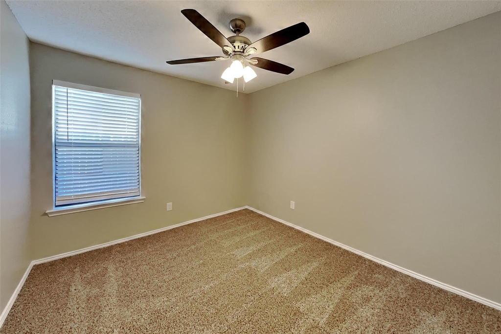 4820 Ashton Avenue - Photo 13