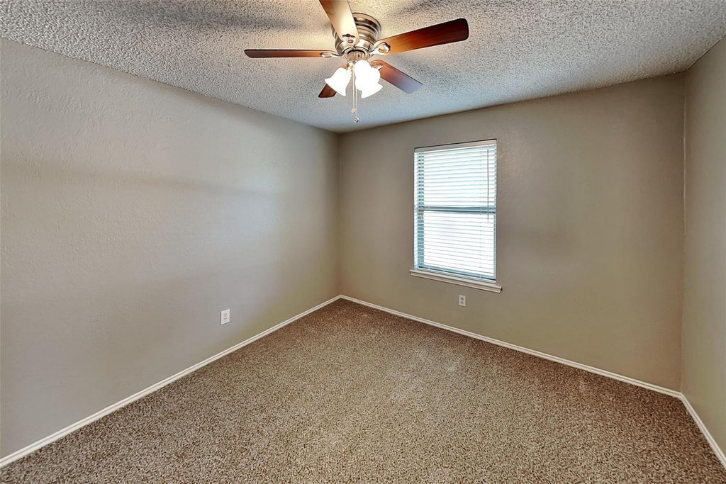 1562 Tiffany Forest Lane - Photo 14