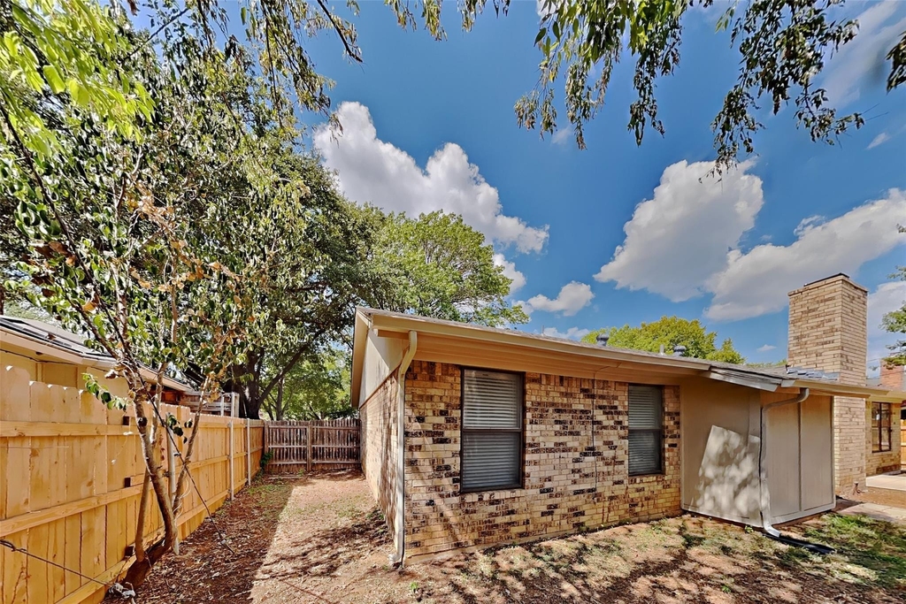 1562 Tiffany Forest Lane - Photo 17