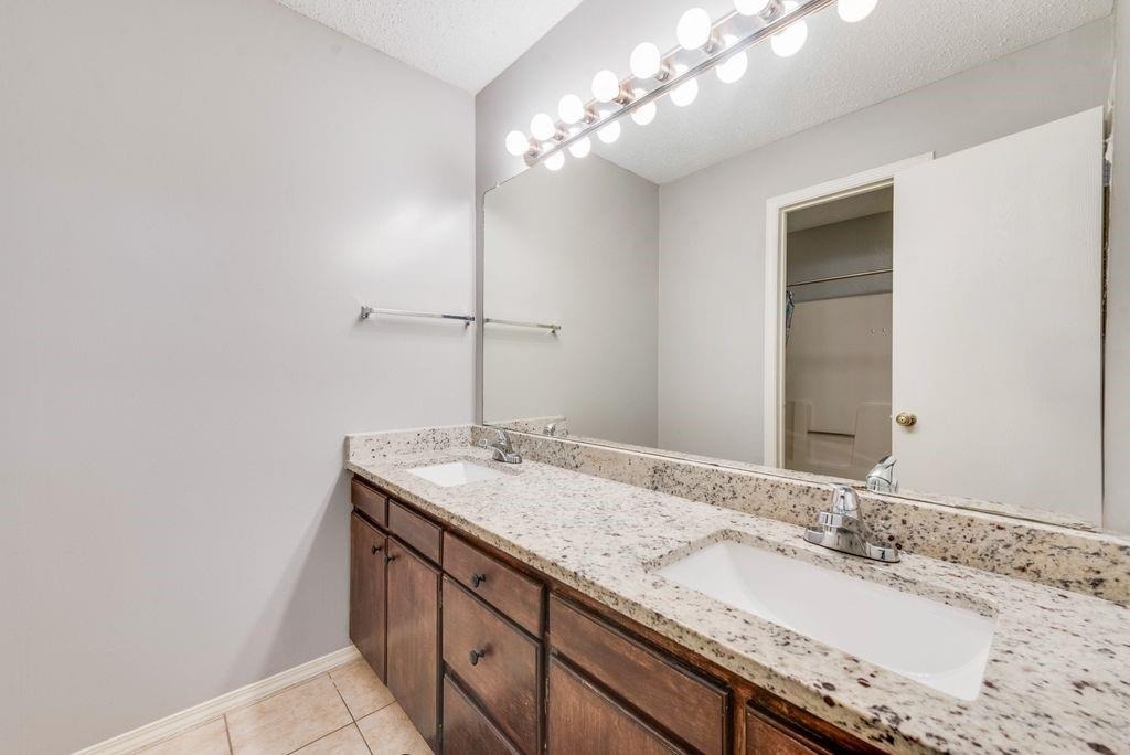 600 Grand - Photo 10